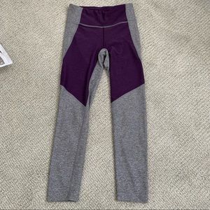 Outdoor Voices 3/4 Two-Tone Warmup Legging, Size XS